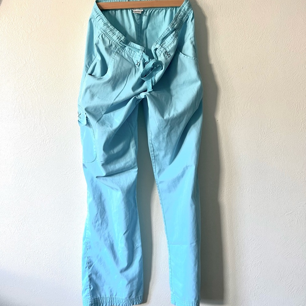 Laura Ashley XS light blue / turquoise Scrub Cargo Pants / Nurse / Hospital